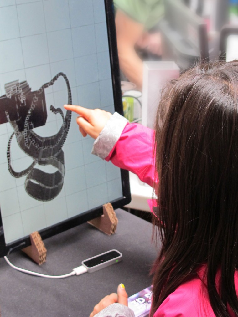 3D Printing Finger Painting Leap Motion